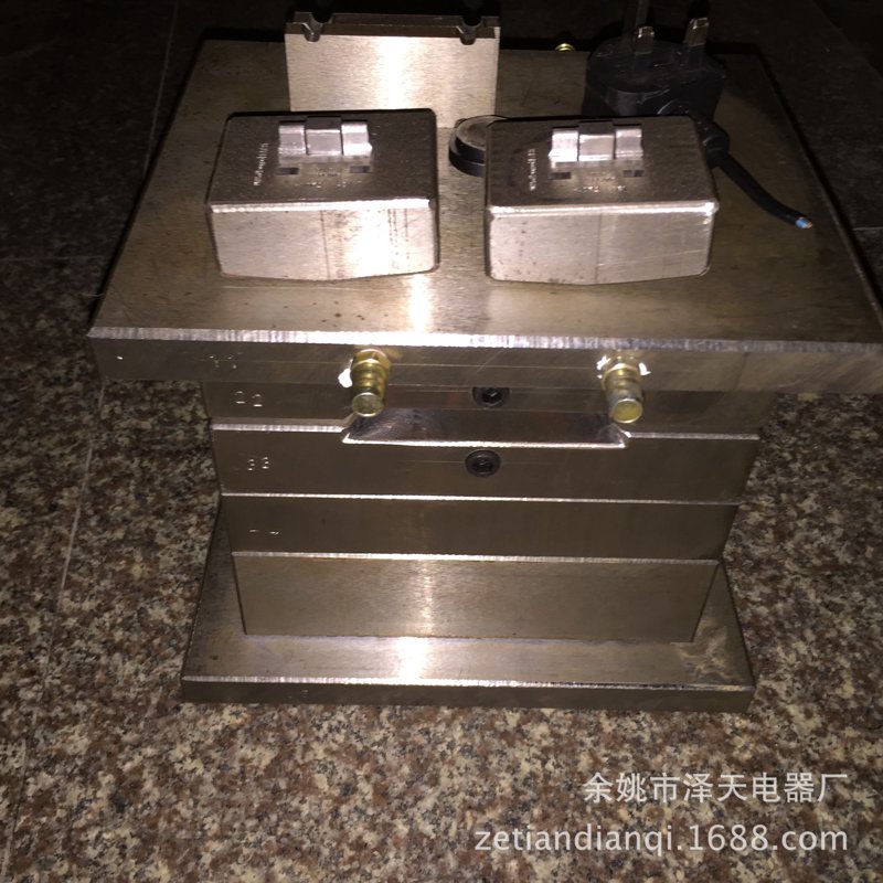 智能时代的电源保护：从安全角度解读插头保护套的重要性
